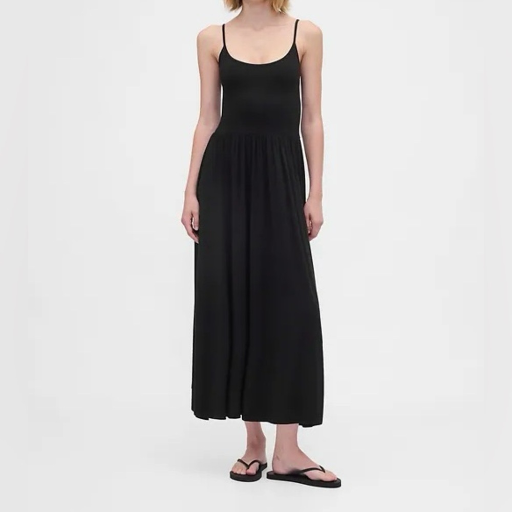 Gap Scoop Neck Maxi Dress